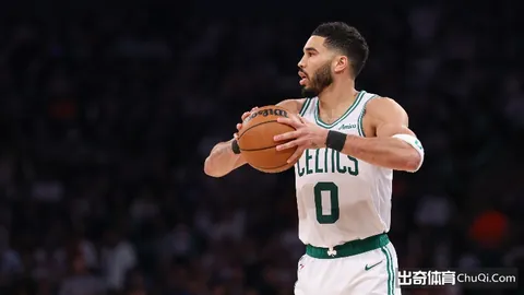 郭艾伦与丁彦雨航广州再聚首，共襄男篮盛宴